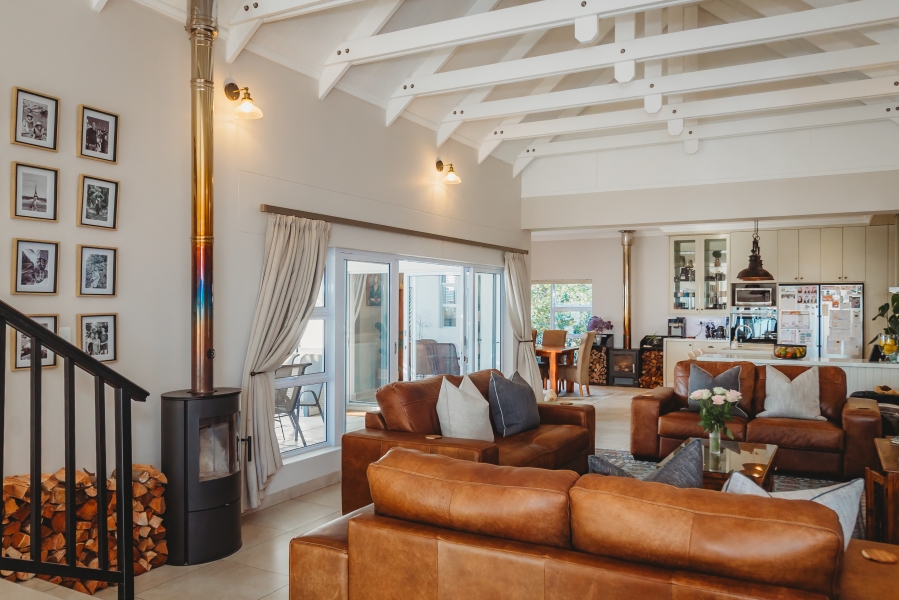4 Bedroom Property for Sale in Kingswood Golf Estate Western Cape